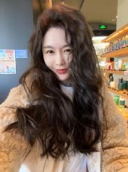 -MOVAN  HAIR莫凡匠人发型屋