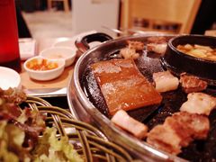 -江南猪肉商会无限续吃(弘大店)