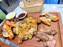 烤肉拼盘-TAMATI(巴黎贝甜韩式西餐厅店)
