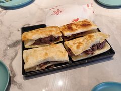 -高玛纳驴肉火烧(一世界店)