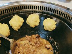 -哈尔滨烧烤·山河村铁锅炖(交大店)