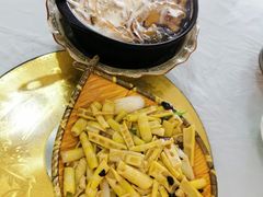 -余家庄肥肠鱼地方汤锅(银杏大道店)