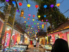 -拾光音乐餐酒吧(告庄星光夜市店)