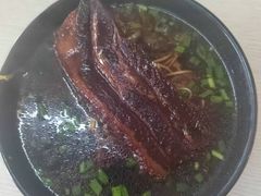 -小龙大肉面馆