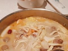 -三人行骨头王火锅(长寿店)