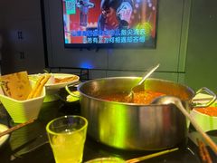 -唯爱KTV聚会餐厅(仙林东城汇店)