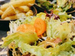 -LESCEDARS Brasserie Bistro香柏树