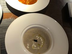 -卡普里披萨·牛扒·下午茶