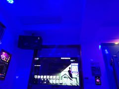 -莹乐迪量贩式KTV(祝桥店)