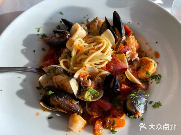 Swiss Louis Italian & Seafood Restaurant图片