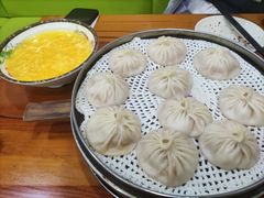 -正宗开封黄家灌汤小笼包子