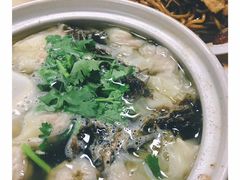 -小许三鲜砂锅馄饨店(家多乐烟酒店)