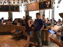 -星巴克臻选(湖滨道店)