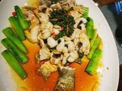 鲜花椒蒸桂花鲈-猪肉婆私房菜(容桂总店)