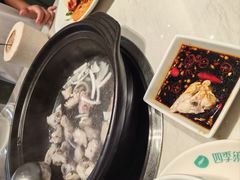 -四季缤纷椰子鸡(雨花亭凯德广场店)