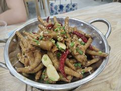 -江城燕子大排档(江汉路步行街店)