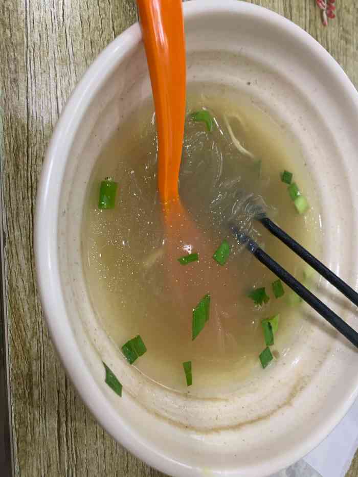 王朝阳牛肉汤(瑞城国际店)-"价格便宜,量超级多,肉也多,料也多可以.