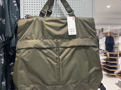 -优衣库(上海金桥国际商业广场店)