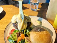 经典大汉堡-The Diner X餐厅(青岛万象城店)