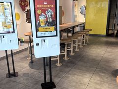 -麦当劳(普陀香溢花城店)