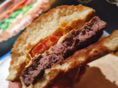 安格斯厚牛芝士堡-麦当劳(燕顺路店)