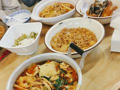 -丽丽三鲜螺蛳粉(田林路店)