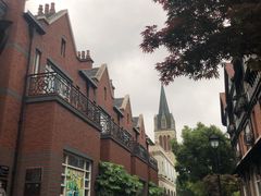 -钟书阁(松江泰晤士小镇店)