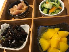 -轻捞慢起面馆(新世界百货店)