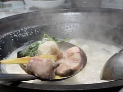 -陈大锅·岳阳鱼馆·地道岳阳菜(美食街店)