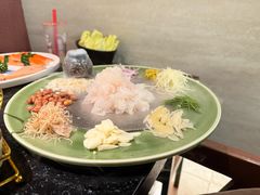 -得意咚瓜·顺德鱼生·冬瓜火锅(深圳首店)