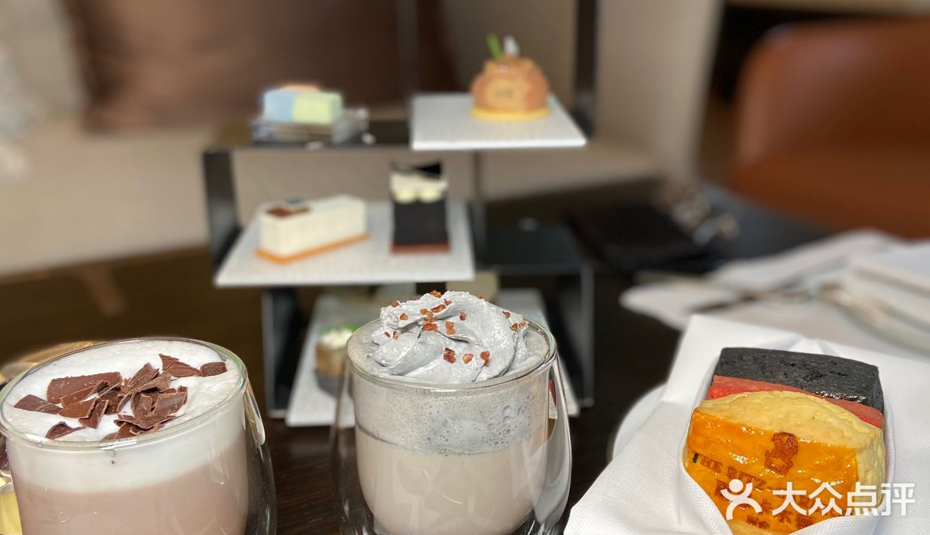 丽思卡尔顿📨纪梵希联名下午茶