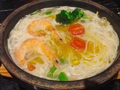 沸腾石锅海鲜面-杜家小馆(裕华路店)