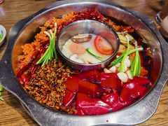 鸳鸯锅-周幺妹重庆老火锅(银泰城总店)