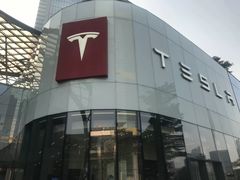 -TESLA 特斯拉(广州天环广场体验店)