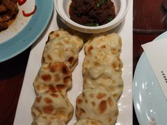 鲅鱼酱配石头饼-聚缘堂·海鲜私房菜(松岭路店)