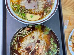 -李刚鸡西刀削面