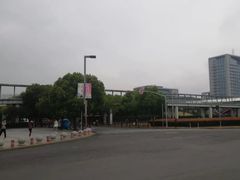 -新田360广场(上海华侨城店)