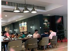 大堂-星巴克臻选(广州沙面店)