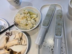 -德林酸菜鱼火锅(南丹店)