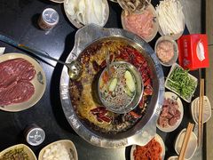 -洞亭火锅(防空洞总店)