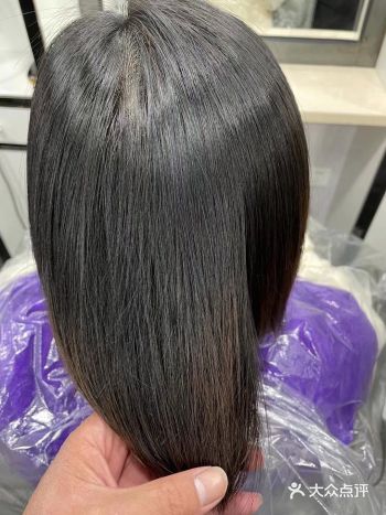 染个头染完发现是个黑色、染了个寂寞