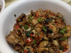 紫苏爆炒牛蛙-笨罗卜浏阳菜馆(龙华鹏润达店)