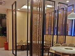 -七欣天香辣蟹火锅(闵行浦江欢乐颂店)