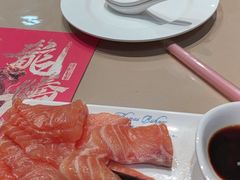 -四海一家自助餐(益田假日广场店)