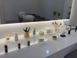 -VE专注问题肌·赛诺龙&科学美肤中心