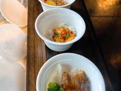 三口饭-穹六人间 people 6(岳阳路店)