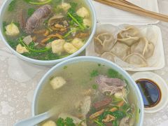 -叶新小吃店(来凤小区总店)