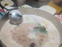 -四季喧黔味豆米火锅(万达广场店)
