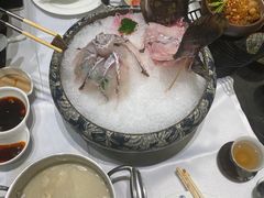 -红鼎豆捞·非遗鲍皇汤火锅(宝丰路店)