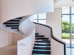 -瑰丽酒店·海吧·天际下午茶·现场DJ·天台酒吧